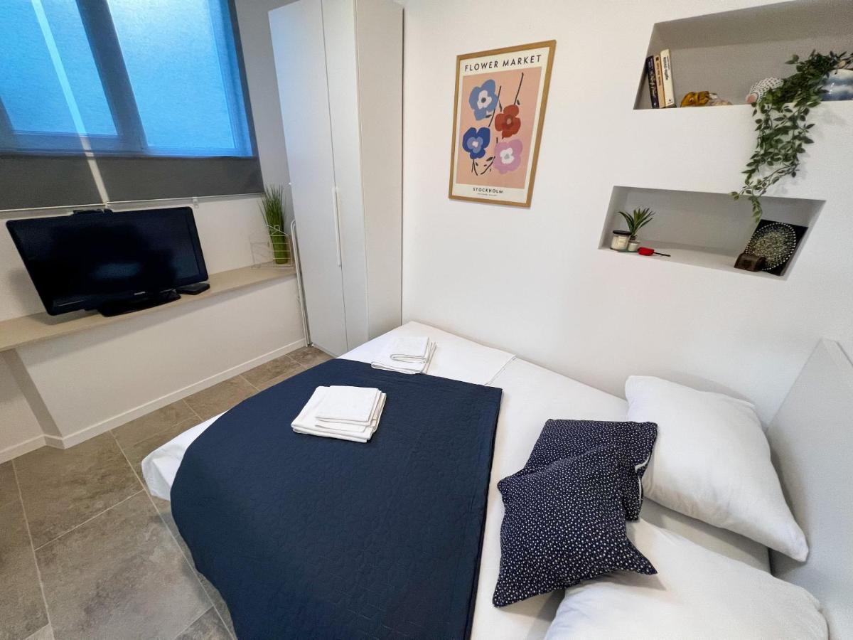 Blue Apartment Split Luaran gambar